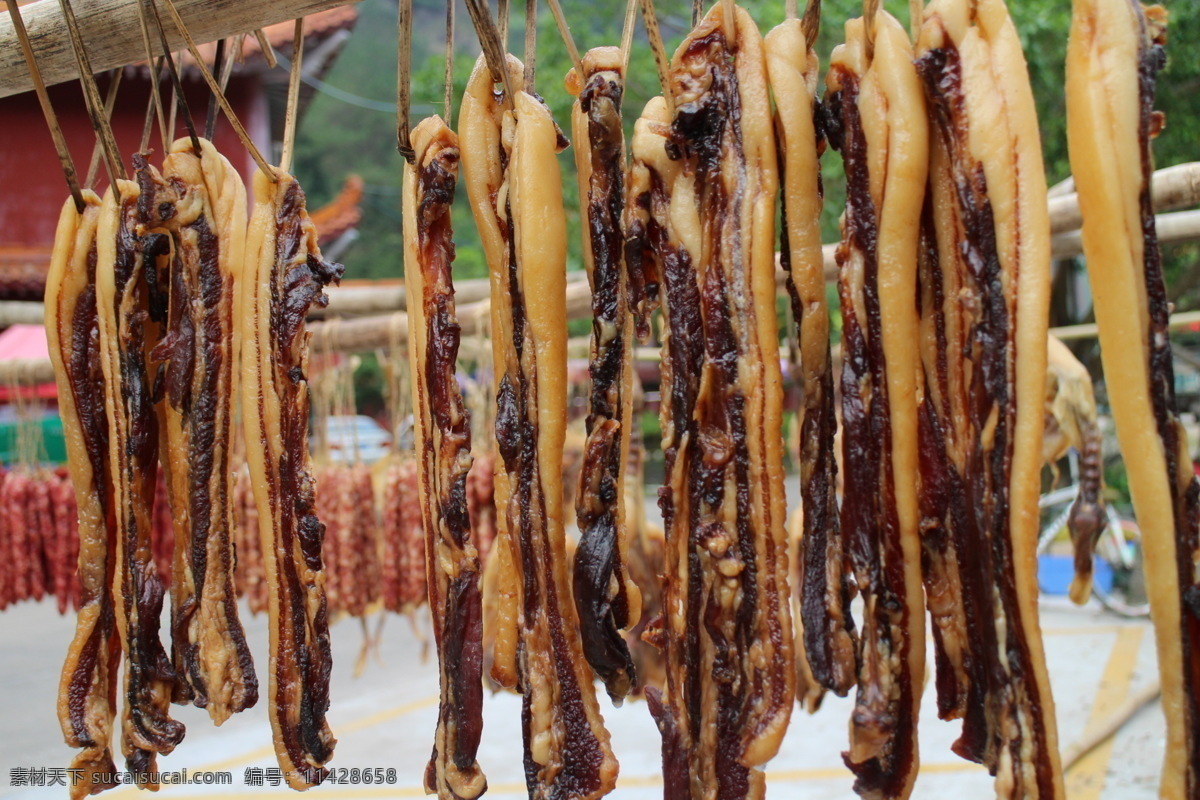 腊味图片 山区腊味 风干食物 山区野味 民族风情 旅游美食 广西游记 美食 肉类 摄影作品 旅游摄影 国内旅游