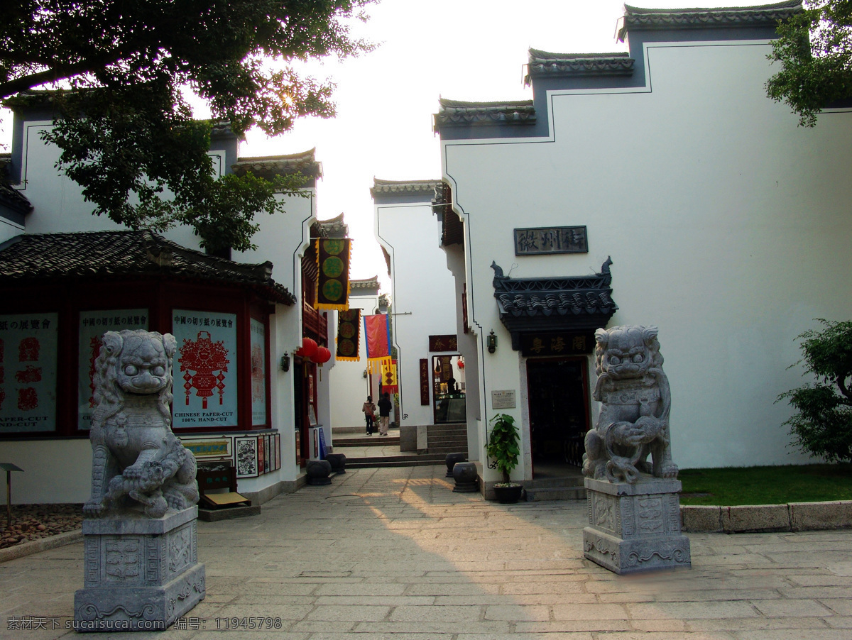 古典建筑 传统建筑 古式房屋 建筑设计 中国风 中国风素材 人文艺术 石狮 墙 古墙 建筑摄影 建筑园林