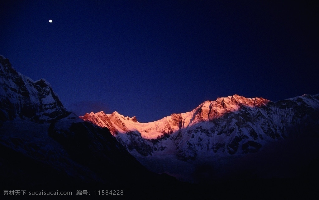 极昼 夜晚 山脉 国外旅游 旅游摄影