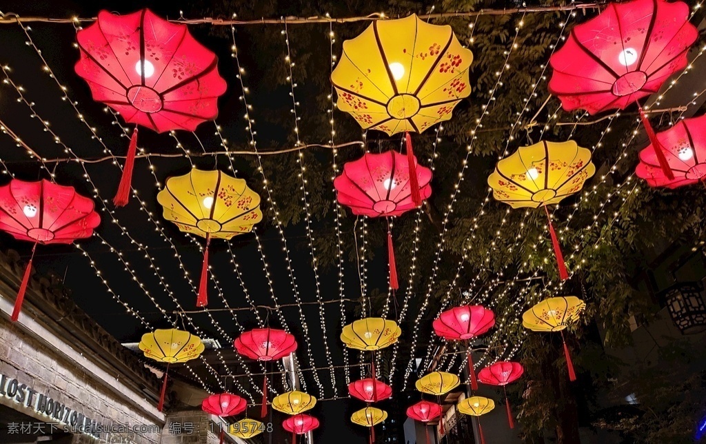 花灯图片 花灯 夜景 伞 红黄 文化艺术 节日庆祝