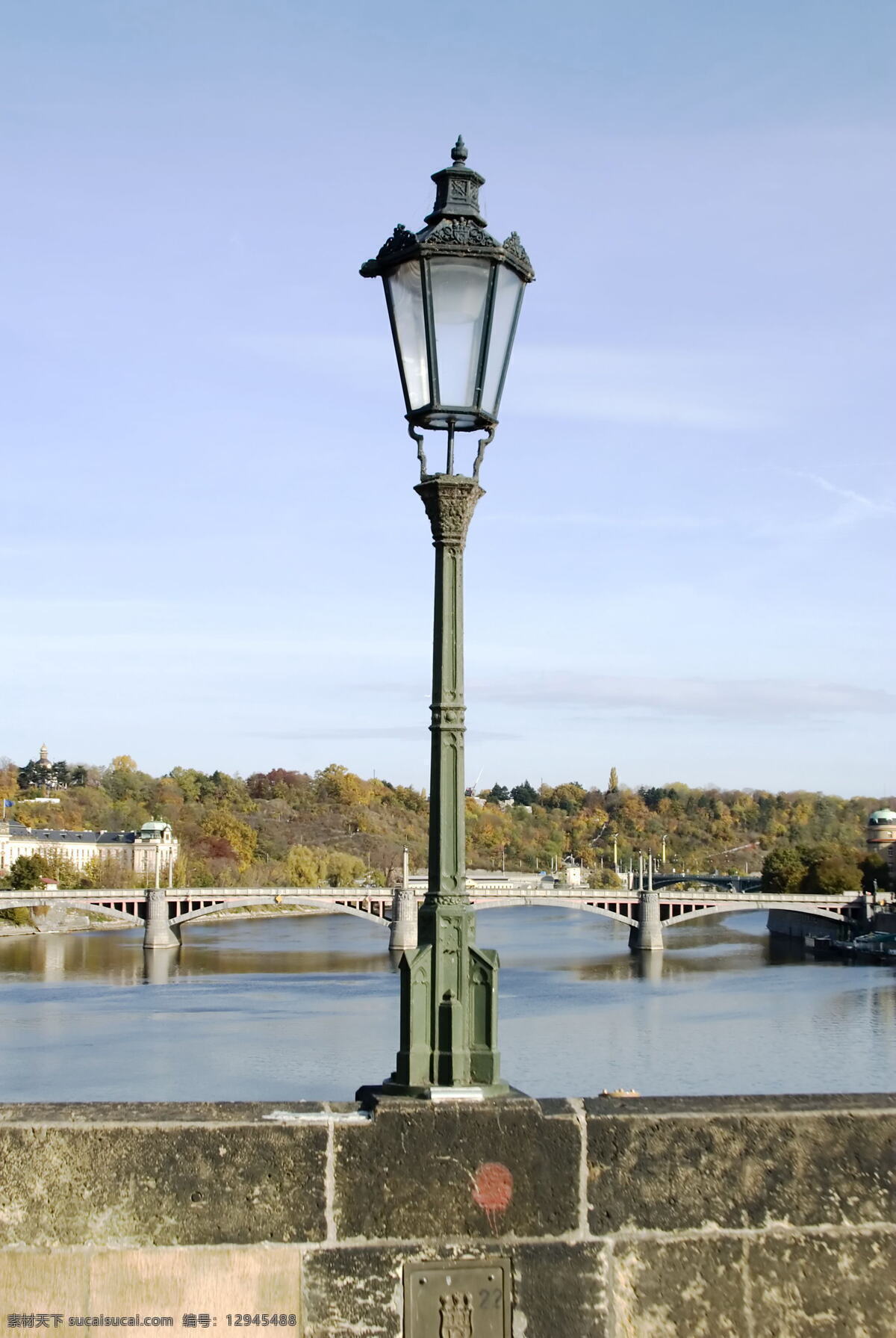 欧洲风情 欧式路灯 欧洲风景 河流 小桥 建筑景观 自然景观