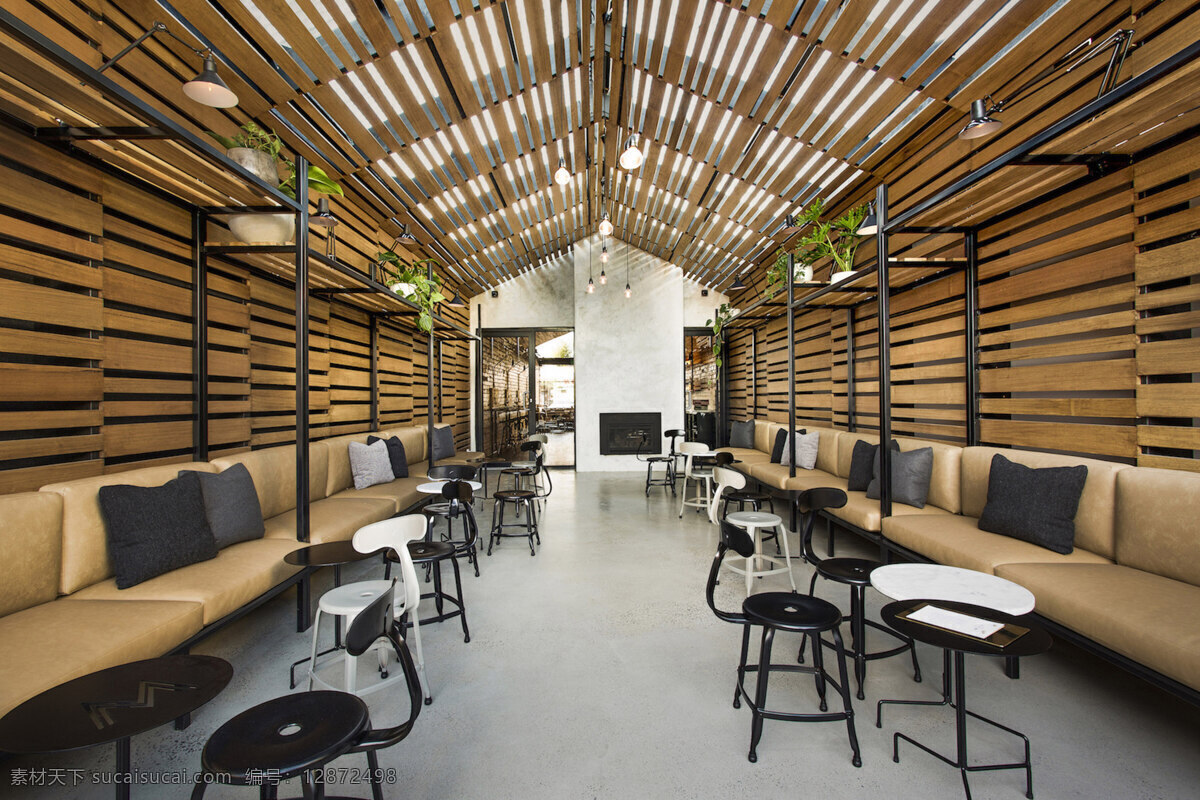 简约 咖啡厅 灰色 地板砖 装修 效果图 白色灯光 木质吊顶 木质墙壁 三角形吊顶 台灯 圆形凳子