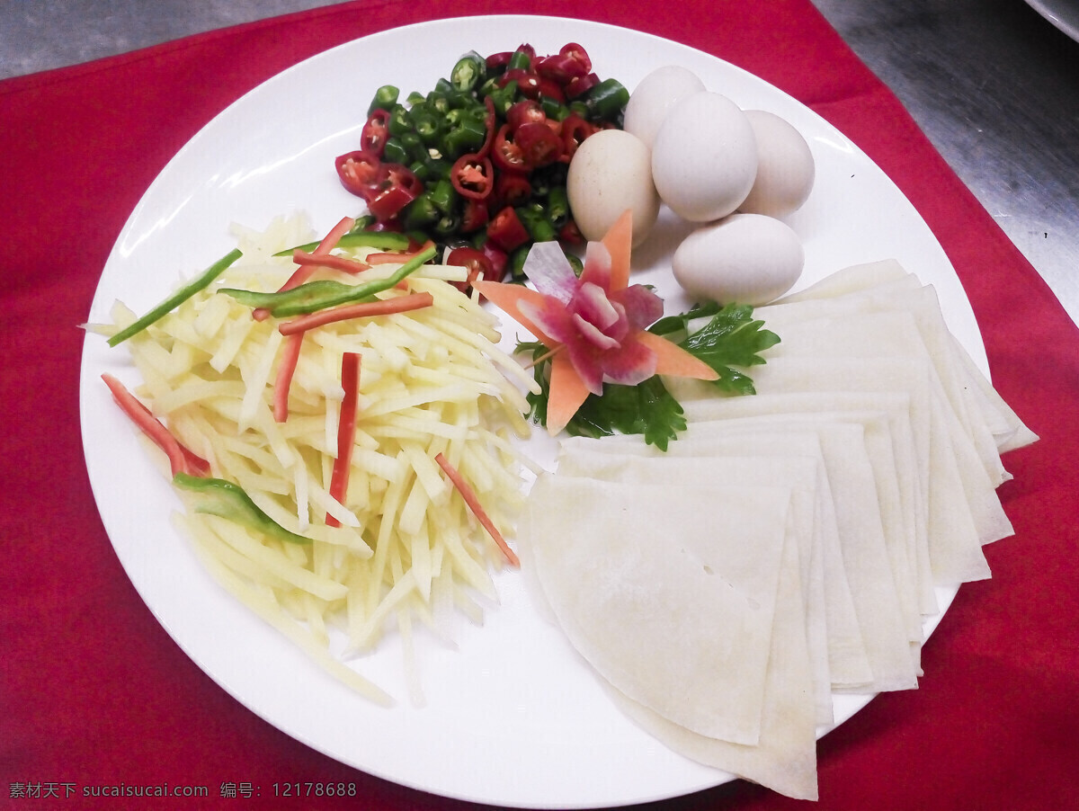 烙馍双味 饼 鸡蛋 土豆丝 青椒 餐饮美食 传统美食