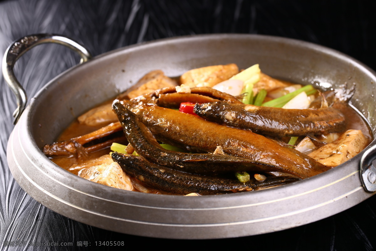 泥鳅炖炖豆腐 泥鳅 豆腐 菜品 精品 菜 食物原料 餐饮美食
