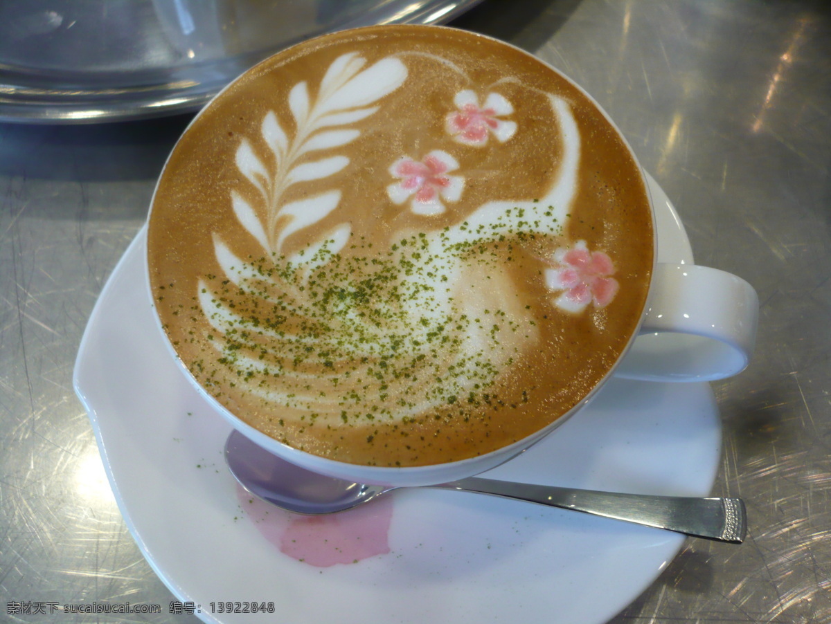 花式 咖啡 咖啡杯 勺子 牛奶加咖啡 花式咖啡 coffee 浓缩咖啡 浪漫咖啡 意大利咖啡 饮料酒水 餐饮美食 咖啡图片