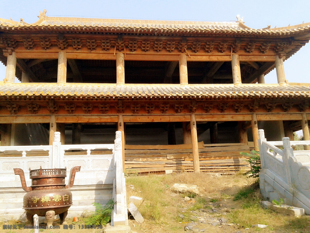旅游 景区 庙宇 寺庙 楼阁 焚香炉 护栏 栏杆 建筑 建筑园林 建筑摄影 黑色