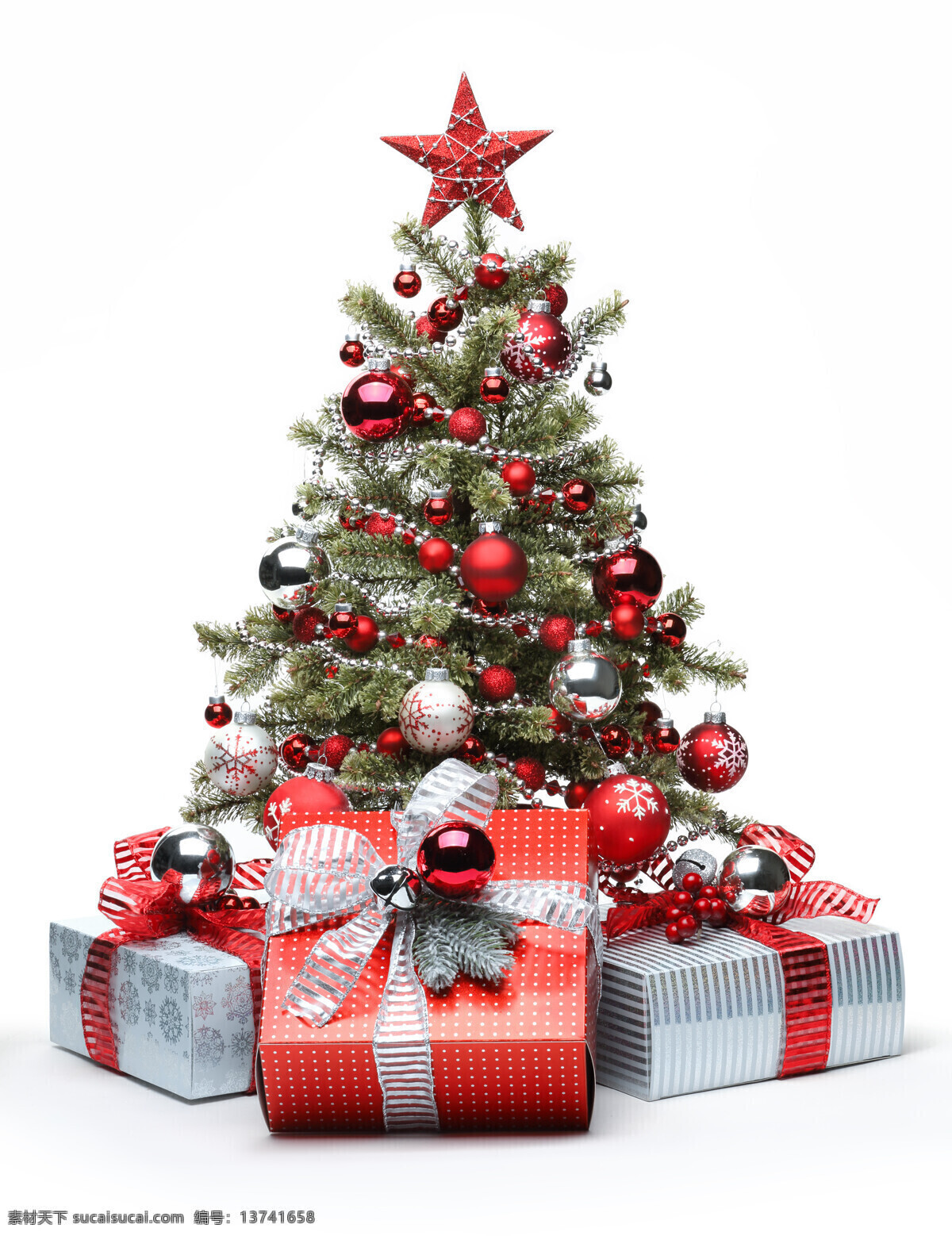 美丽 圣诞 树下 礼物 盒 圣诞树 装饰品 圣诞节 蝴蝶结 礼物盒 节日庆典 生活百科