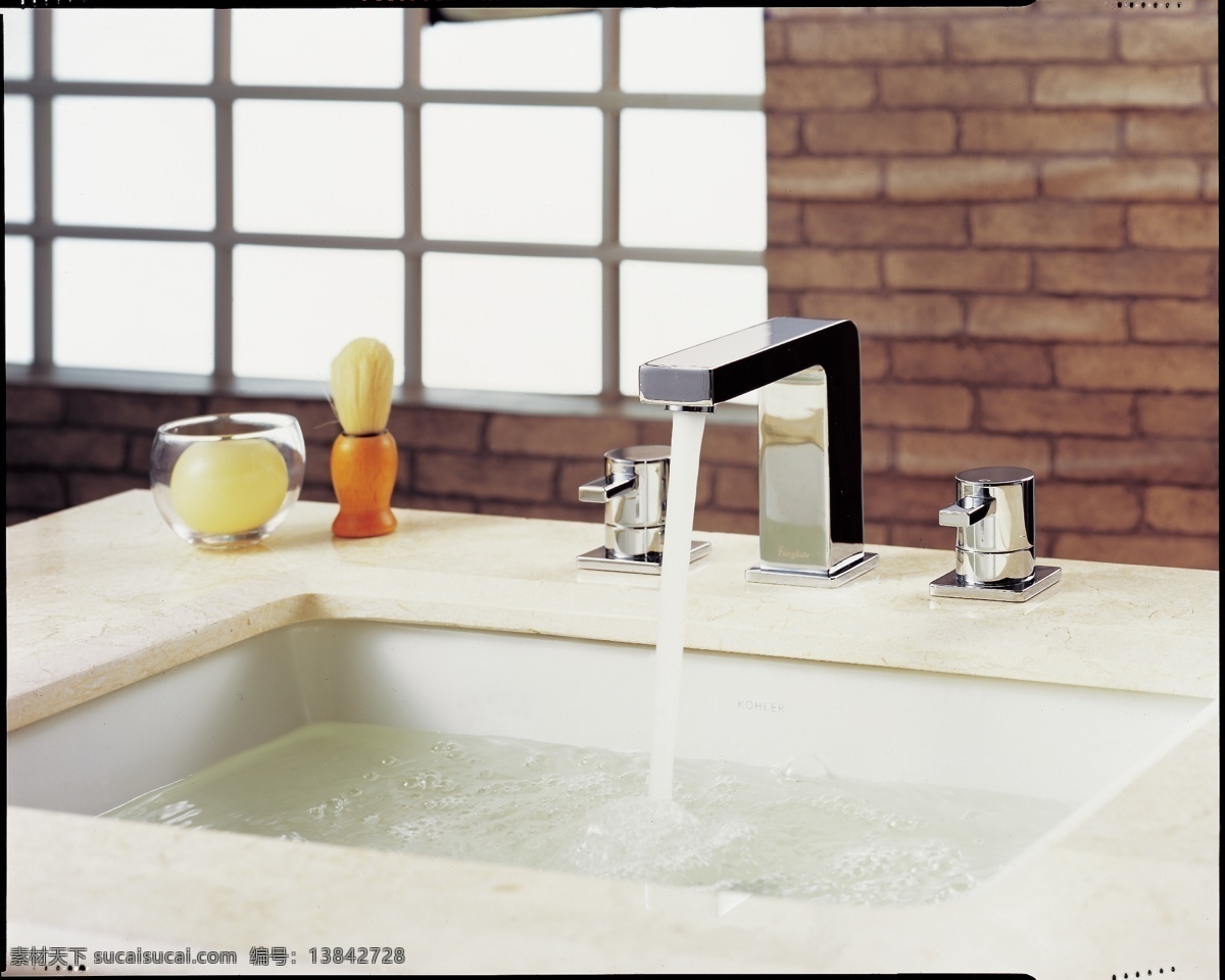 卫浴 家居生活 淋浴 淋浴头 喷头 生活百科 水龙头 家居装饰素材 室内设计