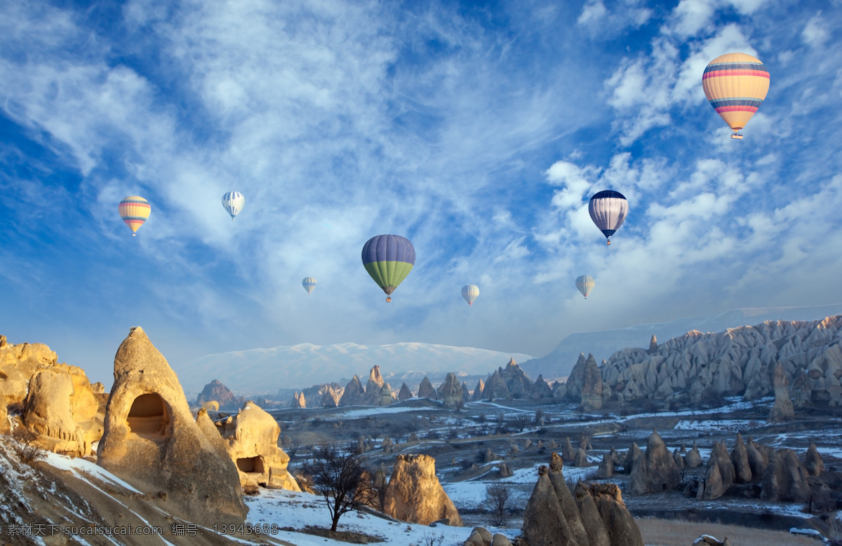 热气球之旅 热气球 天空 石山 雪 蓝天 白云 景区 旅游 宣传海报 宣传 广告 其他类别 生活百科 蓝色