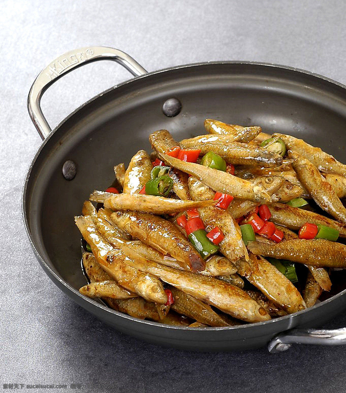 干锅嫩子鱼 嫩子鱼 小鱼 小鱼仔 煮嫩子鱼 嫩仔鱼 菜品图 餐饮美食 传统美食