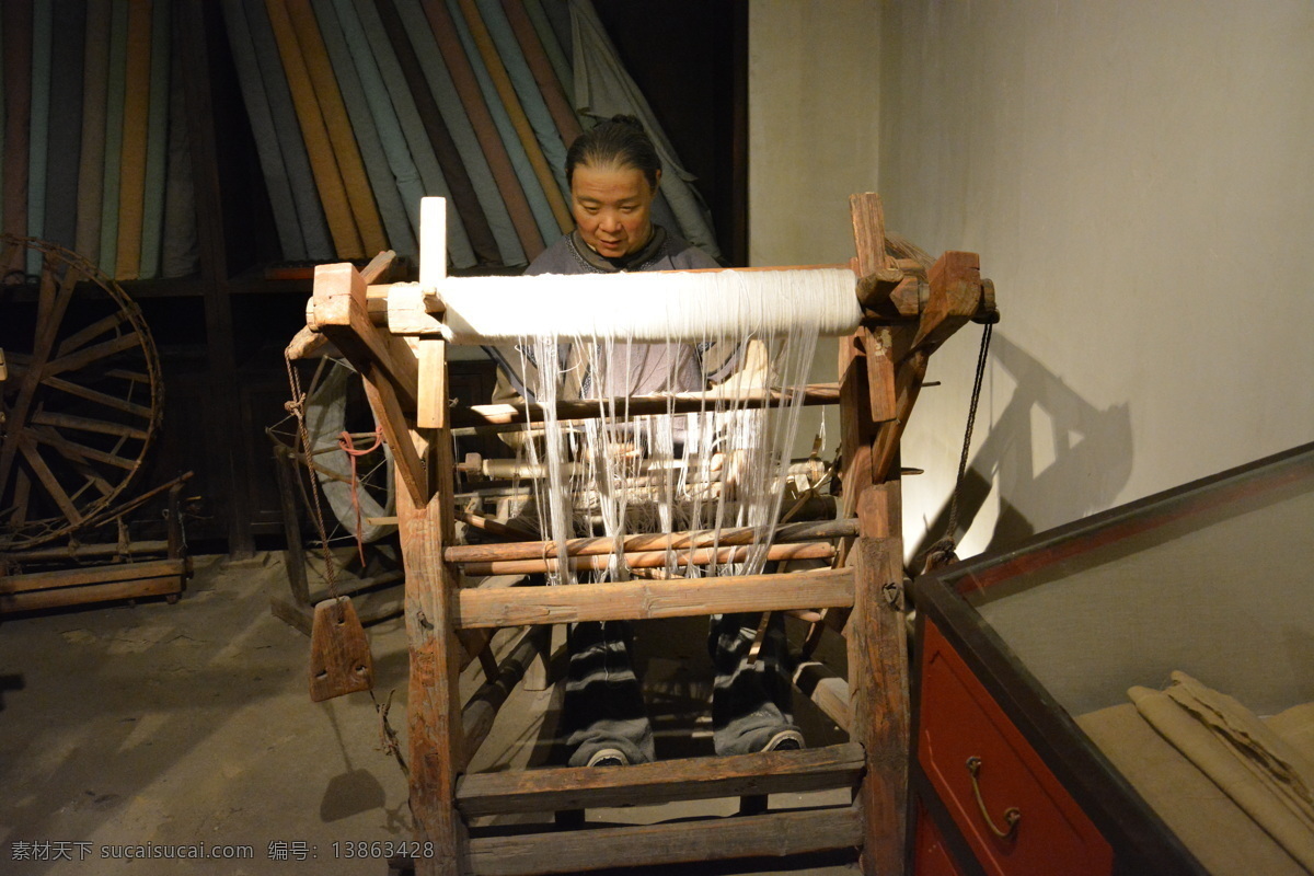 织布机 老奶奶 蜡像 博物馆 古代人物 文化艺术 传统文化