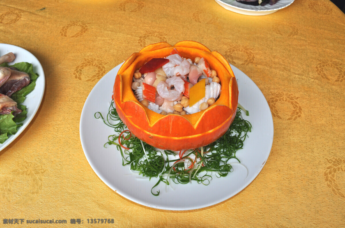 特色南瓜盅 南瓜盅 南瓜 粤菜 美食 菜式 海鲜 传统美食 餐饮美食