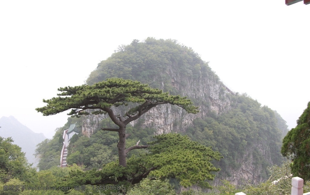 圣莲山风光 圣莲山 山脉 山峰 绿色 山崖 旅游摄影 高山风光 风景照片 国内旅游
