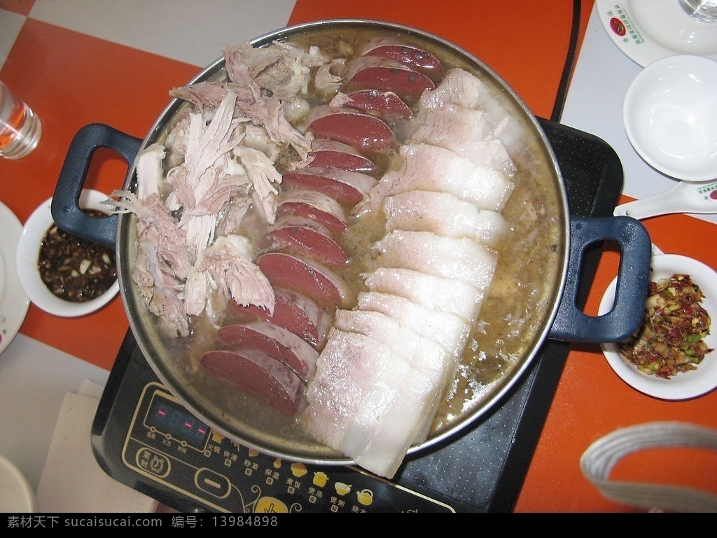 传统杀猪菜 猪肉血肠 餐饮美食 传统美食 摄影图库