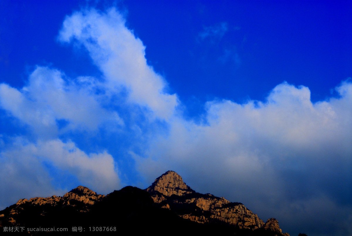 白云 春色 春天 春意 大山 光影 蓝天 绿树 泰山 风景图片 泰山风景 山峰 岩石 阳光 森林 泰山上的风景 山水风景 自然景观 psd源文件