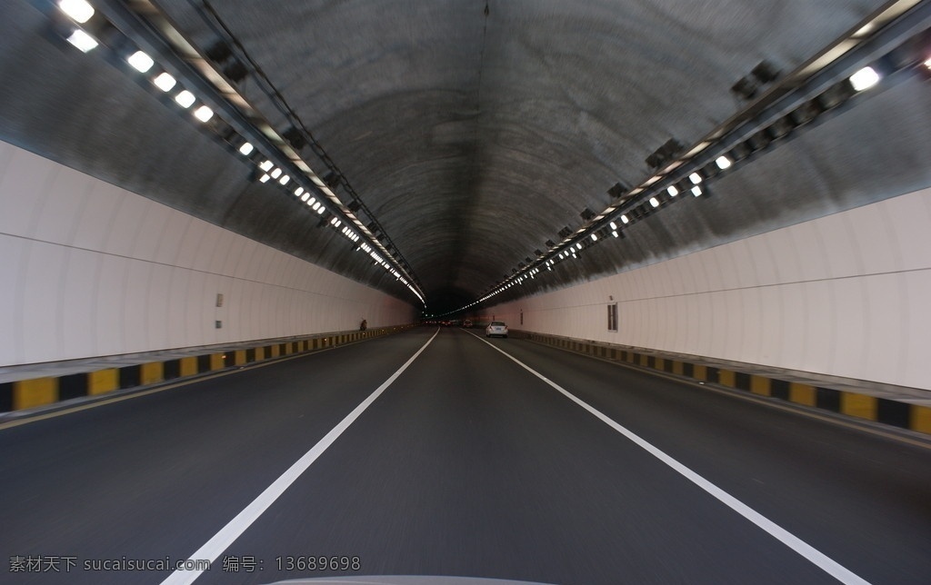 高速公路 led 隧道 灯 斯派克 光电 高速公路隧道 隧道图片 led隧道灯 斯派克光电 生活素材 生活百科