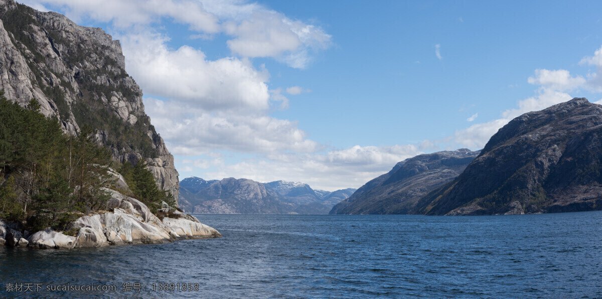 河道 山 石头 山石 大图 无人 岛 平静 自然 风景 陆地 草 海 海水 河 悬崖 蓝天 白云 摄影图片 自然景观 自然风景