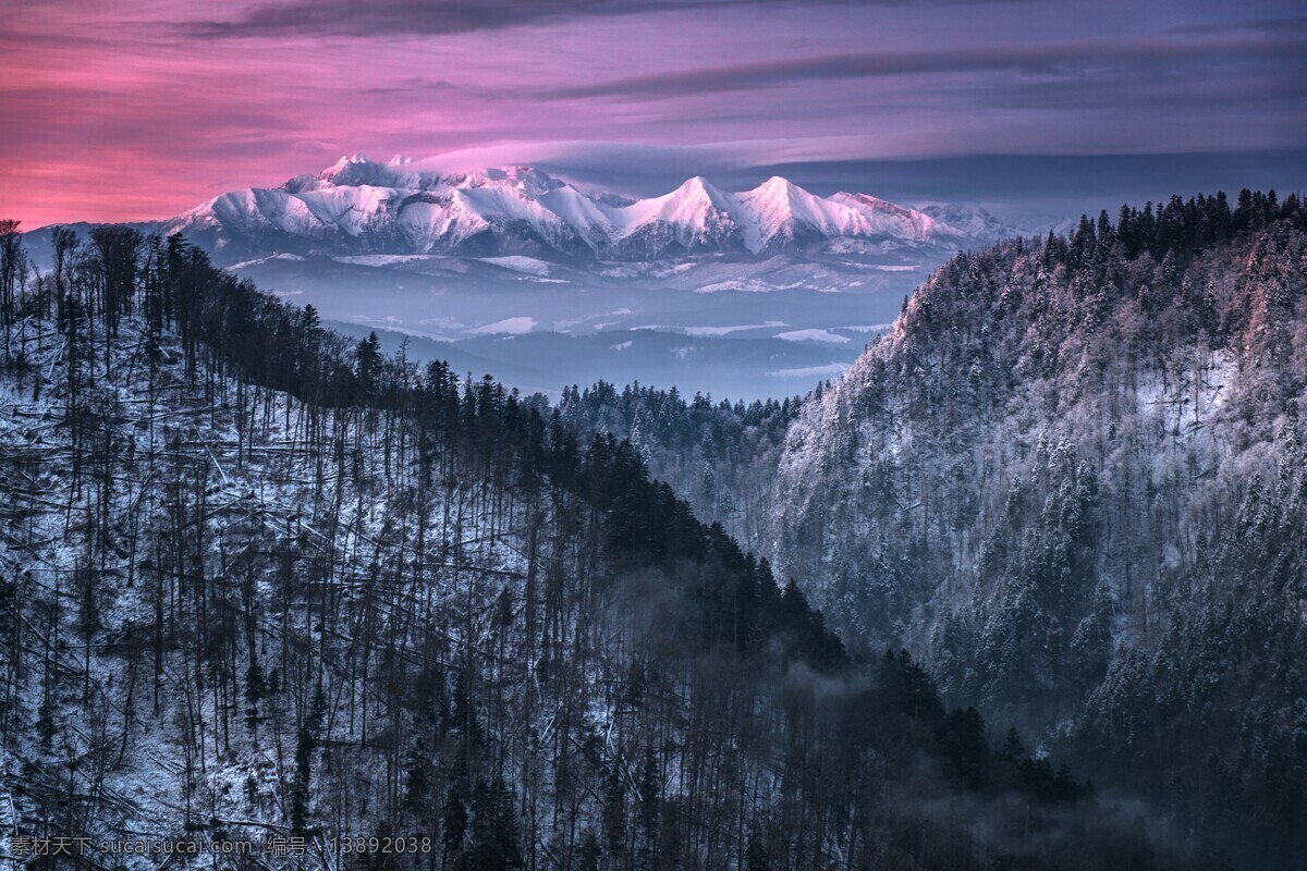 崇山峻岭 崇山 峻岭 森林 雪山 桌面 背景 摄影专辑 自然景观 自然风景