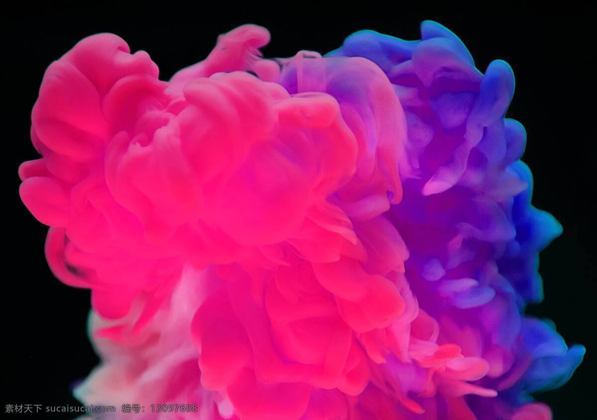 蓝紫烟花背景 背景图 桌面壁纸 蓝色 紫色 黑色 烟花 浓雾