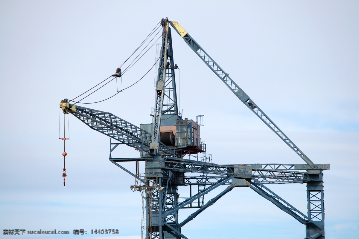 塔吊吊车 塔吊 吊车 工业 建筑 运输 工业生产 现代科技