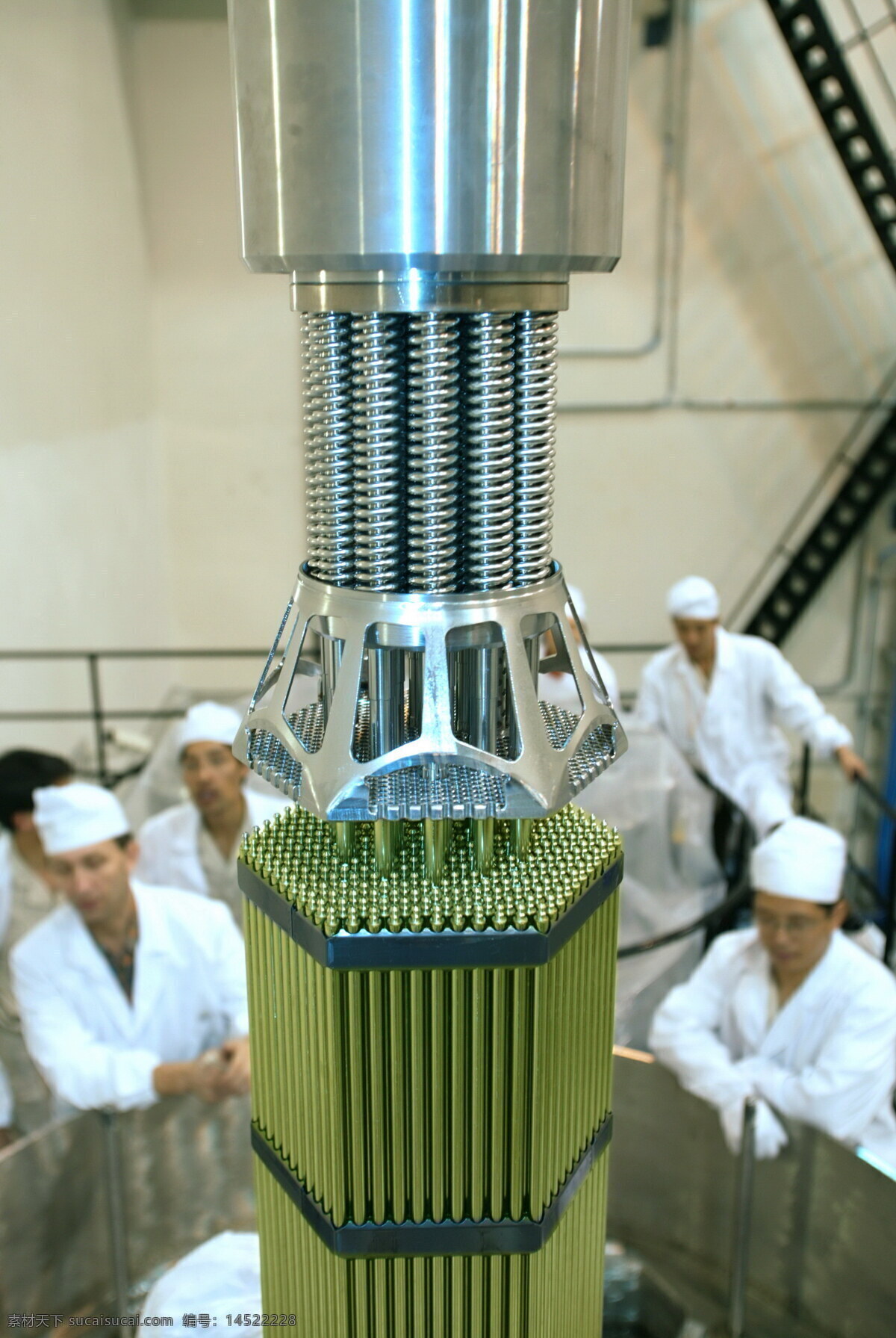 核燃料吊装 田湾 田湾核电站 核电 核电站 新能源 核能 燃料 现代科技 工业生产
