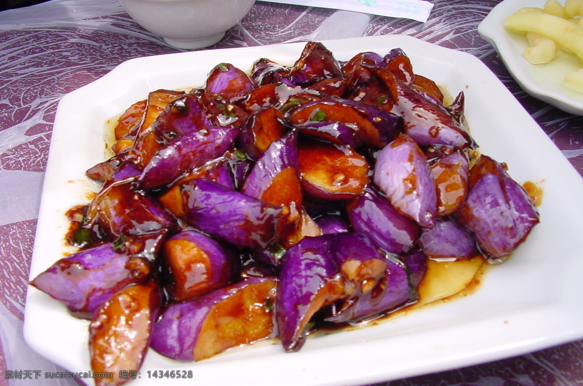 烧茄子 炒茄子 茄子 红烧茄子 爆炒茄子 生活百科 餐饮美食