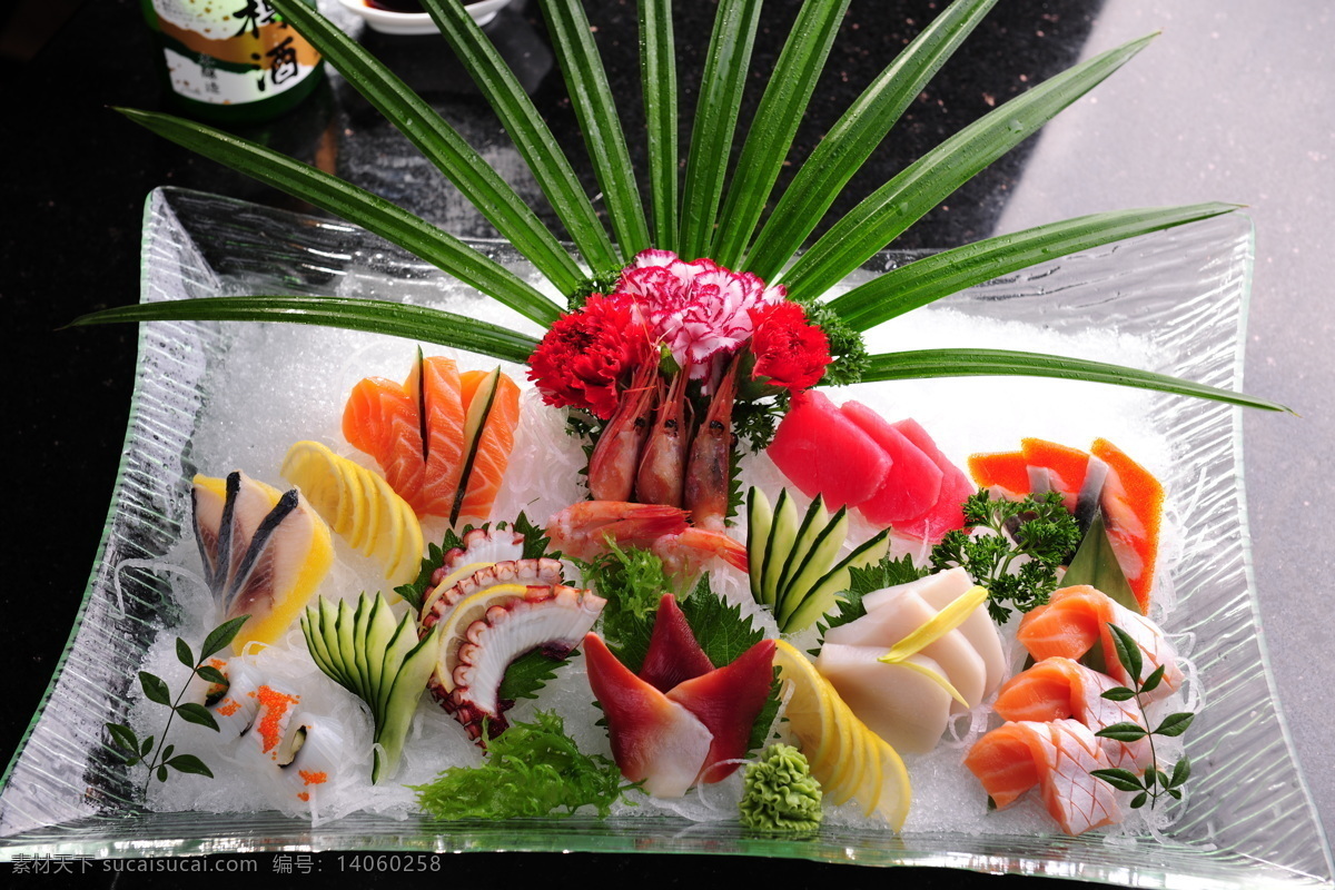 鱼生 鱼肉 鱼生拼盘 海鲜 三文鱼 吞拿鱼 剑鱼 虾 日本料理 日本料理拼盘 生鱼片 餐饮美食