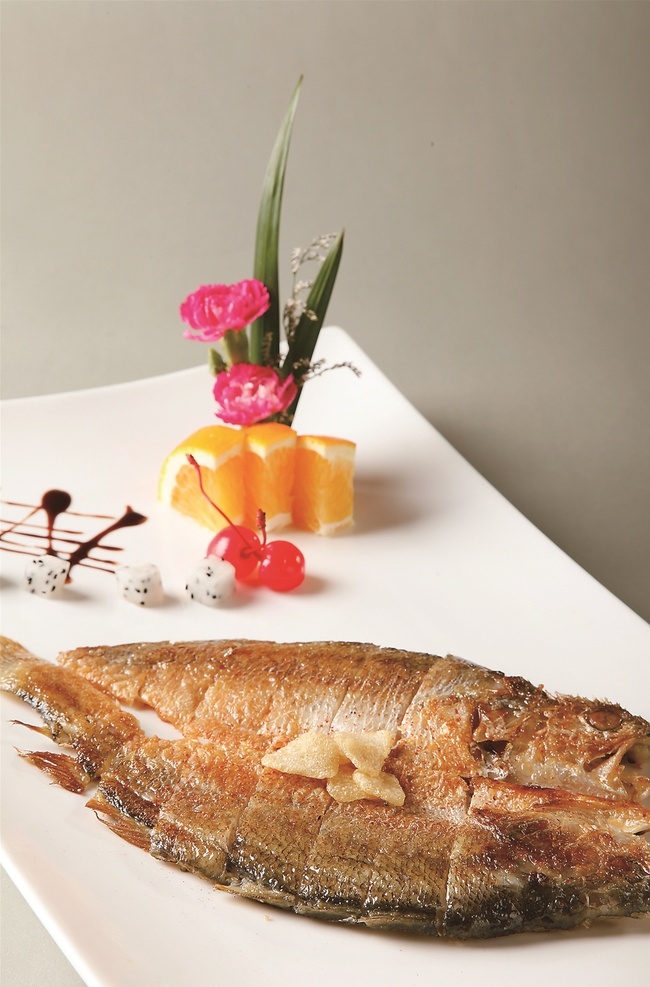 铁板烧黄花鱼 美食 传统美食 餐饮美食 高清菜谱用图