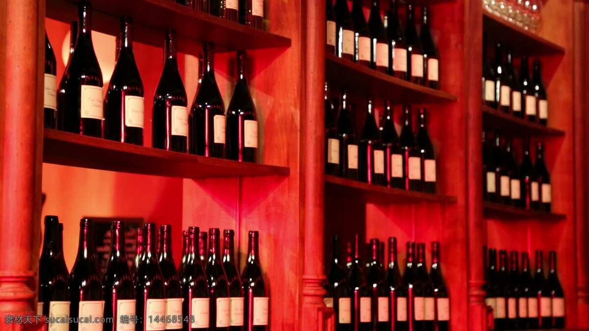 葡萄酒瓶很多 随机对象 葡萄酒 瓶子 红色 巴罗洛 意大利 alcahol 聚会 存储 地窖 葡萄园 葡萄 博物馆